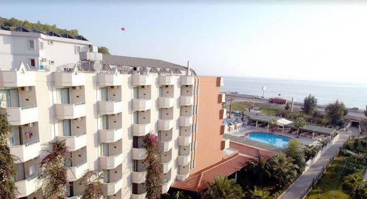 Club Hotel Mirabell Nasıl Bir Konaklama Alternatifidir?