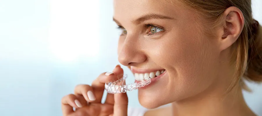 Invisalign Kullanmanın Avantajları