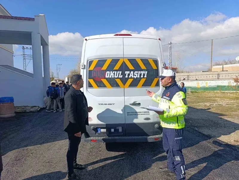 Van’da okul servisleri denetlendi