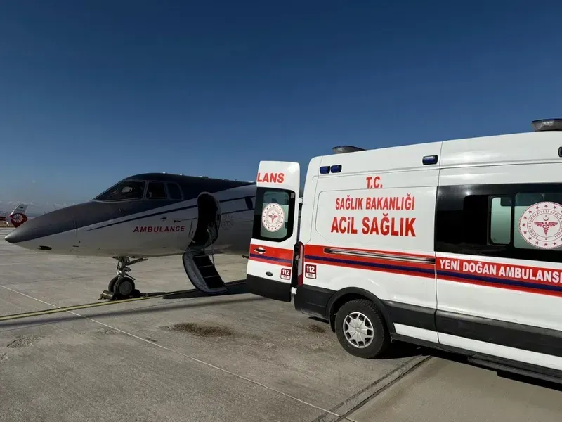 Van’da kalp hastası bebek, uçak ambulansla İstanbul’a sevk edildi