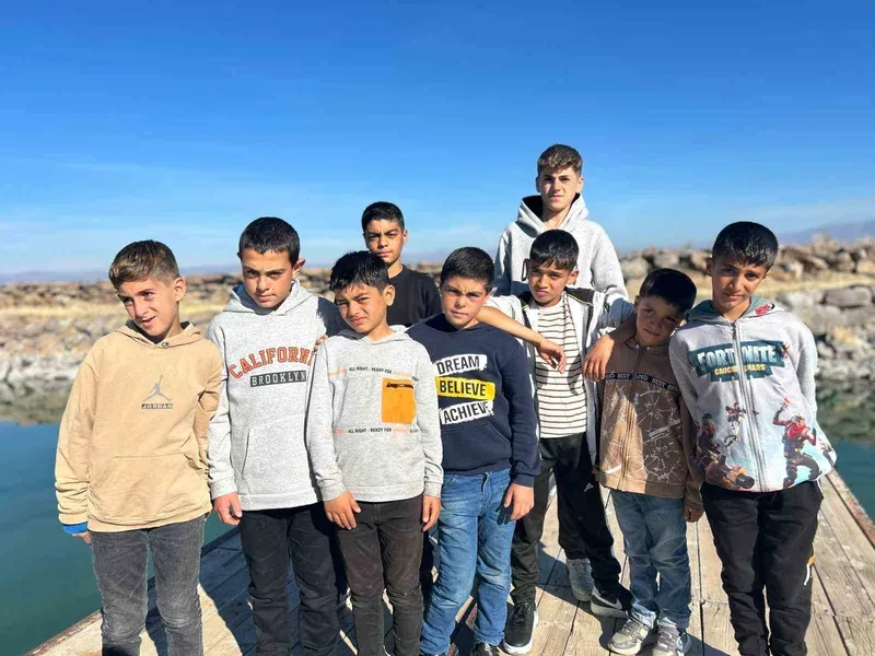 Van Gölü’nde yazın sararan saçlar kışın eski rengine döndü