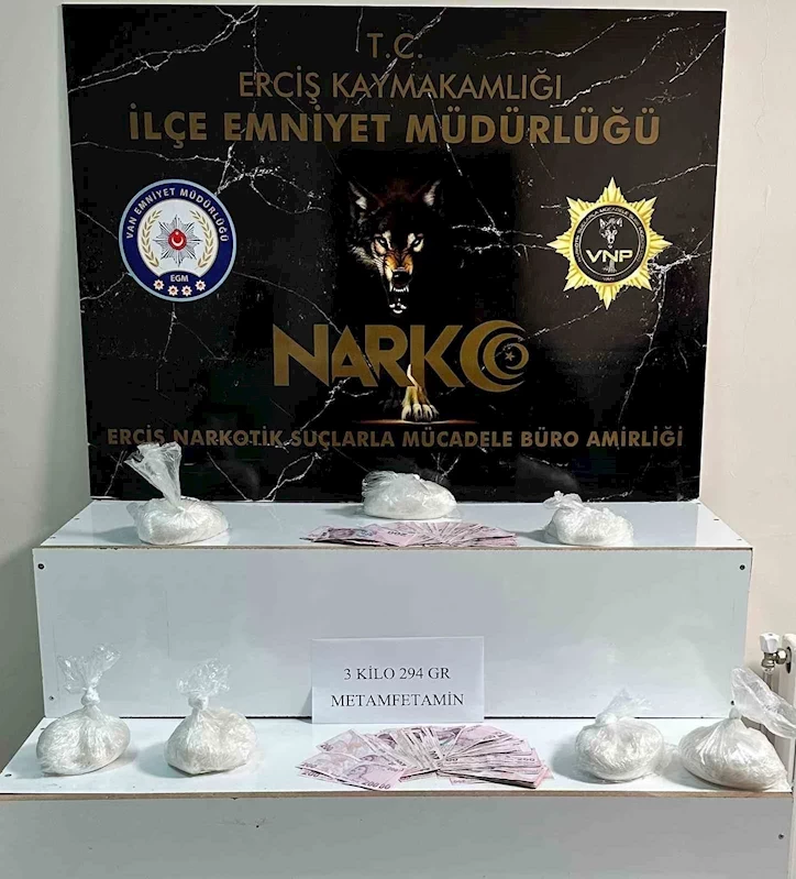 Van’da 3 kilo 294 gram uyuşturucu ele geçirildi