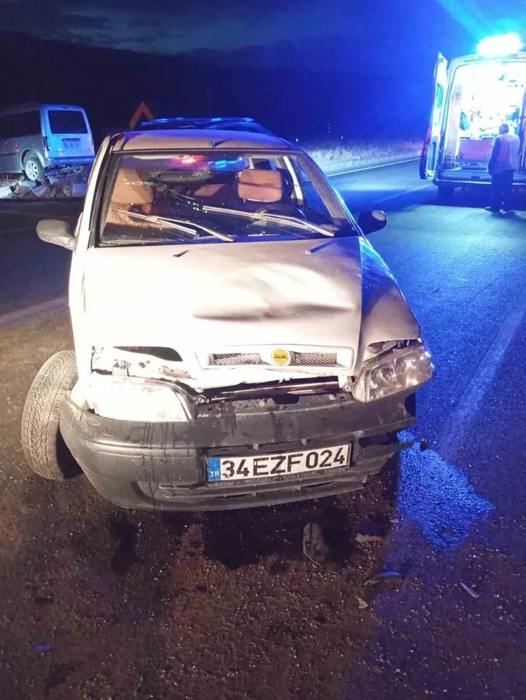 Van'da iki araçlı trafik kazasında 5 kişi yaralandı
